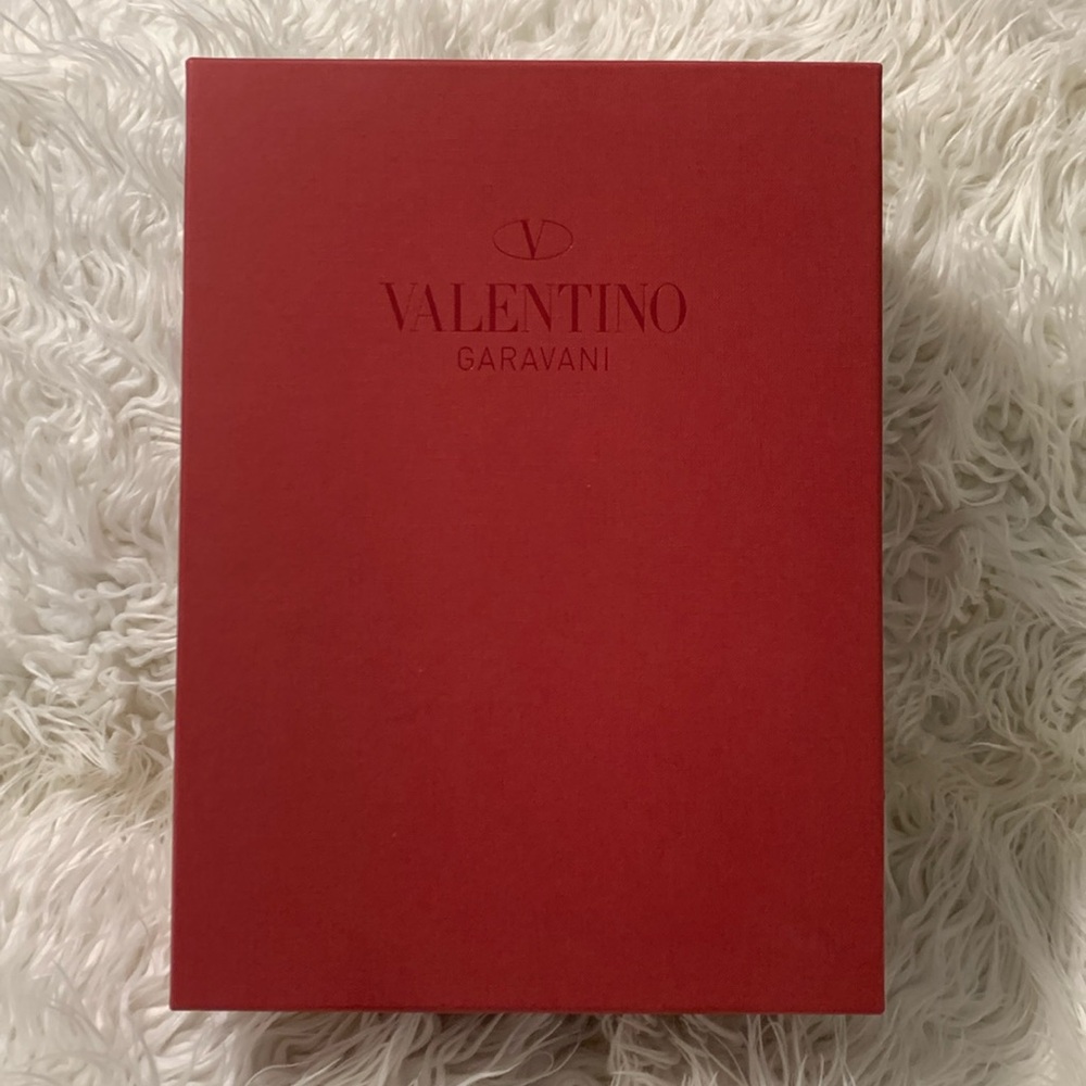 Valentino Garavani shoe box